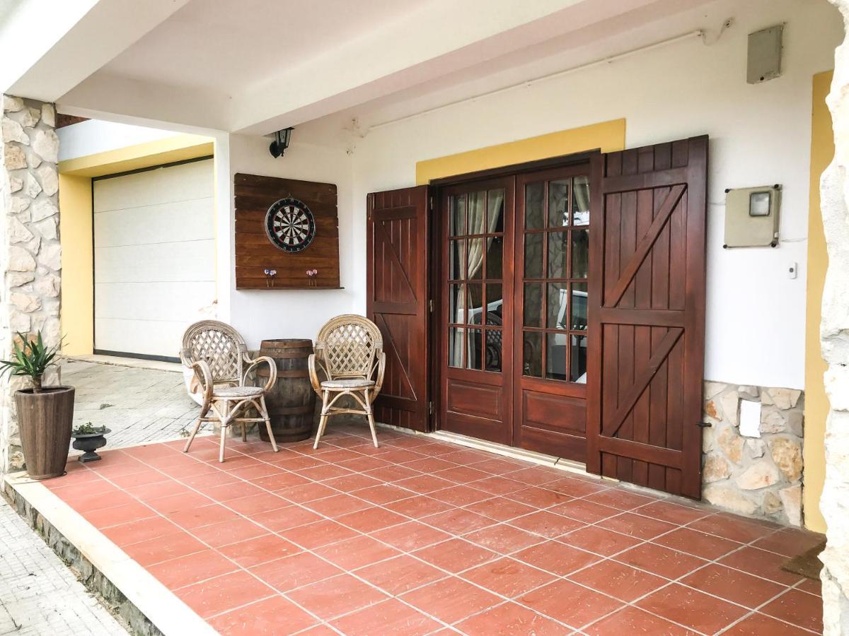 The Far End Surf House - Surf & Yoga Holidays Lourinha  Exterior photo